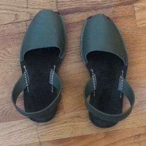 Spanish style sandals in olive
